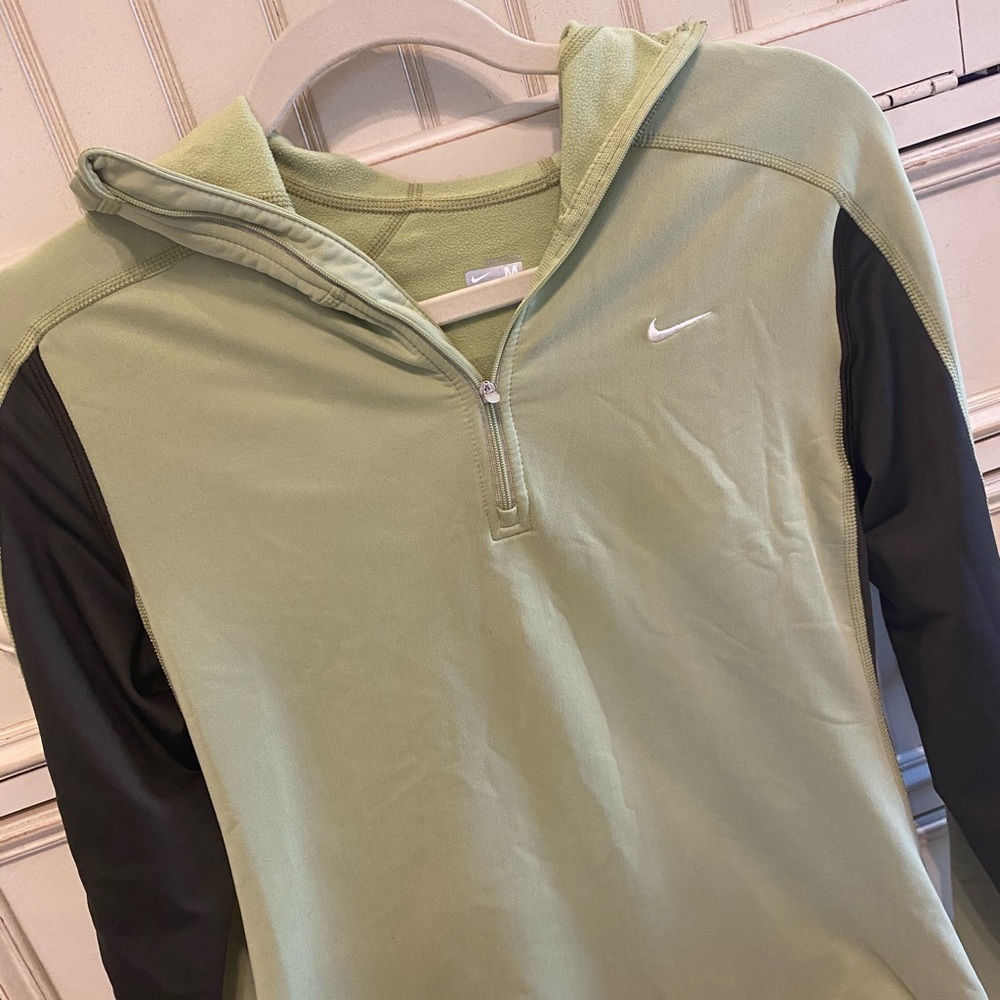 Long Sleeve Nike Running Top with Hood, Size M